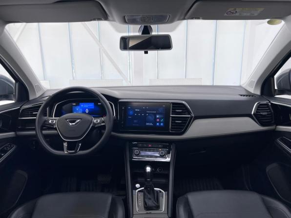 Jetta VS5 I Рестайлинг с пробегом 2023 года, цена 1 999 000 рублей, 82735 км, внедорожник, Автокод Объявления