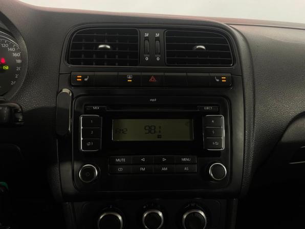 Volkswagen Polo V с пробегом 2011 года, цена 725 000 рублей, 185657 км, седан, Автокод Объявления