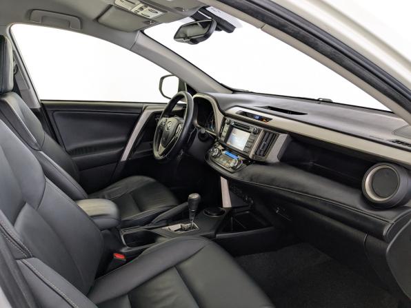 Toyota RAV4 IV (XA40) с пробегом 2015 года, цена 1 825 000 рублей, 236892 км, внедорожник, Автокод Объявления