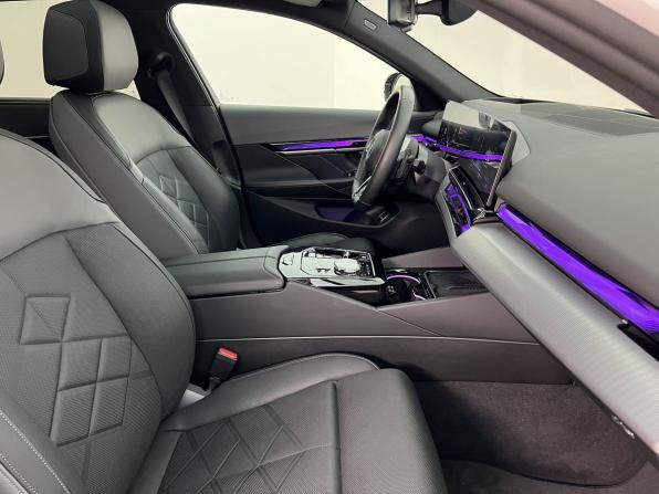 BMW 5 серии VIII (G60/G61/G68) с пробегом 2023 года, цена 8 770 000 рублей, 10308 км, седан, Автокод Объявления
