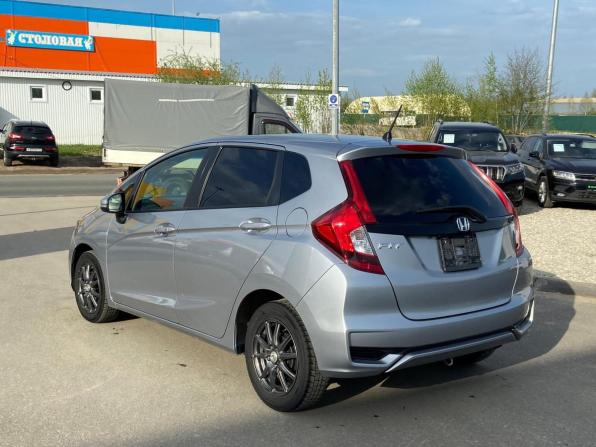 Honda Fit III Рестайлинг с пробегом 2019 года, цена 1 450 000 рублей, 76285 км, хэтчбек, Автокод Объявления