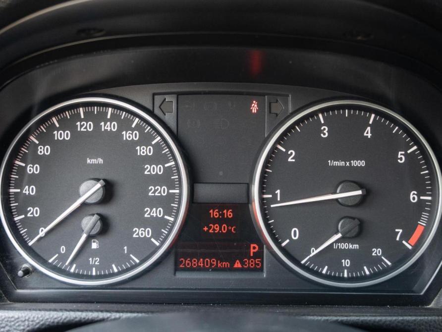BMW 3 серии V (E90/E91/E92/E93) Рестайлинг Краснодар  - изображение 15