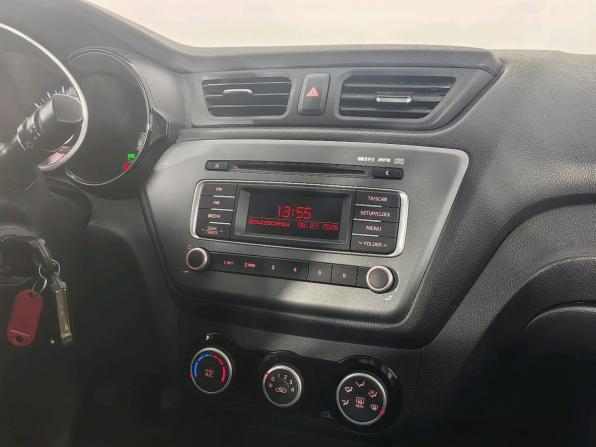 Kia Rio III Рестайлинг с пробегом 2015 года, цена 669 000 рублей, 116378 км, седан, Автокод Объявления