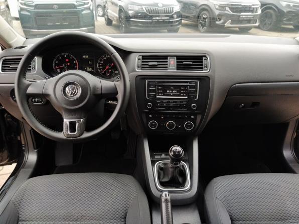Volkswagen Jetta VI с пробегом 2014 года, цена 890 000 рублей, 180000 км, седан, Автокод Объявления
