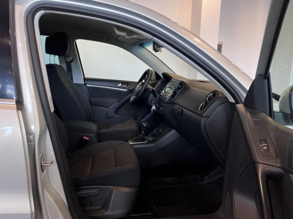 Volkswagen Tiguan I Рестайлинг с пробегом 2012 года, цена 1 249 000 рублей, 220422 км, внедорожник, Автокод Объявления