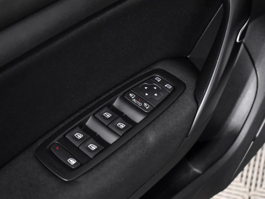 Renault Megane IV Санкт-Петербург  - изображение 11