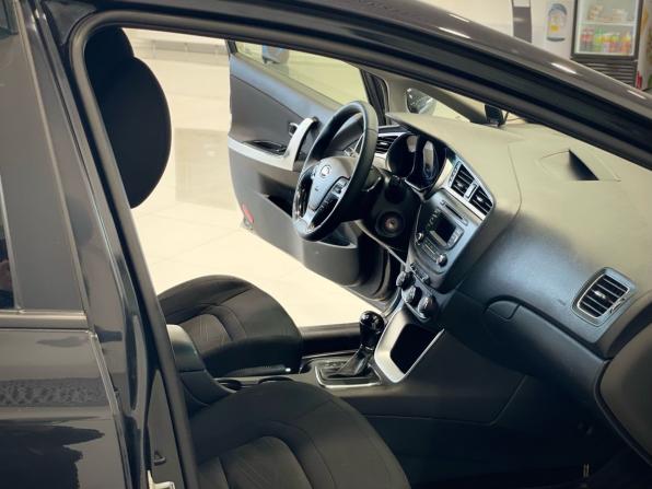 Kia Ceed II Рестайлинг с пробегом 2017 года, цена 1 385 000 рублей, 149000 км, универсал, Автокод Объявления