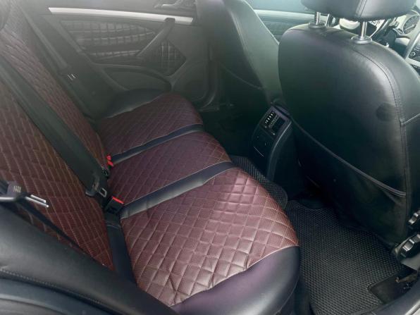 Skoda Octavia II (A5) Рестайлинг с пробегом 2012 года, цена 670 000 рублей, 297700 км, лифтбек, Автокод Объявления