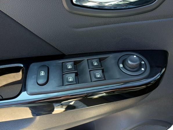 Renault Kaptur I с пробегом 2016 года, цена 1 699 000 рублей, 85463 км, внедорожник, Автокод Объявления