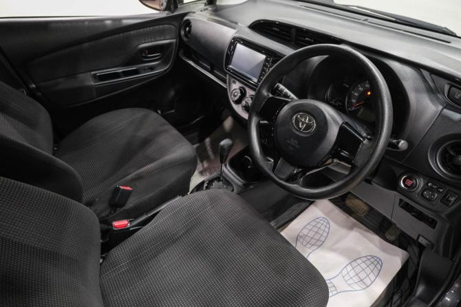 Toyota Vitz III (XP130) Рестайлинг 2 с пробегом 2019 года, цена 1 009 000 рублей, 91000 км, хэтчбек, Автокод Объявления