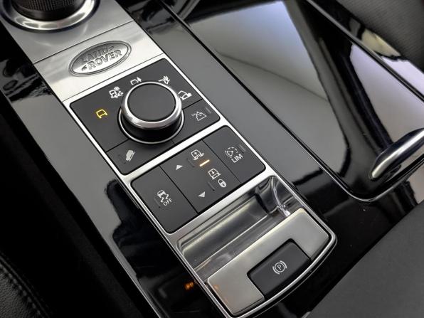 Land Rover Discovery V с пробегом 2017 года, цена 3 500 000 рублей, 141406 км, внедорожник, Автокод Объявления