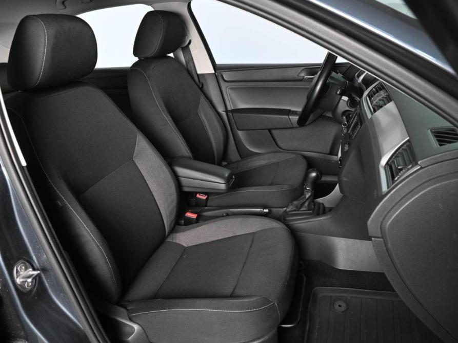 Skoda Rapid I Ростов-на-Дону  - изображение 8