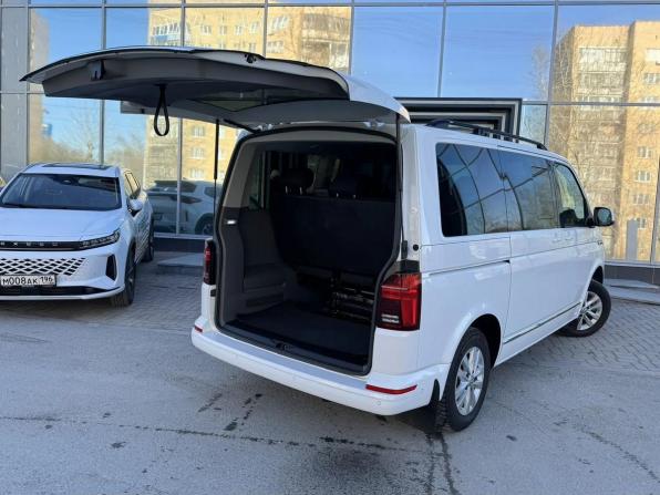Volkswagen Caravelle T6 Рестайлинг с пробегом 2021 года, цена 4 725 000 рублей, 98000 км, минивэн, Автокод Объявления