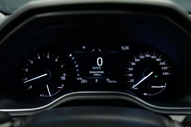Toyota Avalon V с пробегом 2022 года, цена 3 690 000 рублей, 74000 км, седан, Автокод Объявления