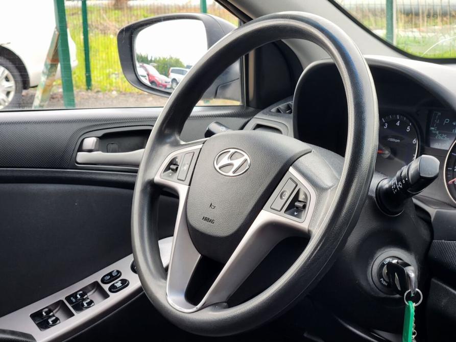 Hyundai Solaris I Рестайлинг Санкт-Петербург  - изображение 12