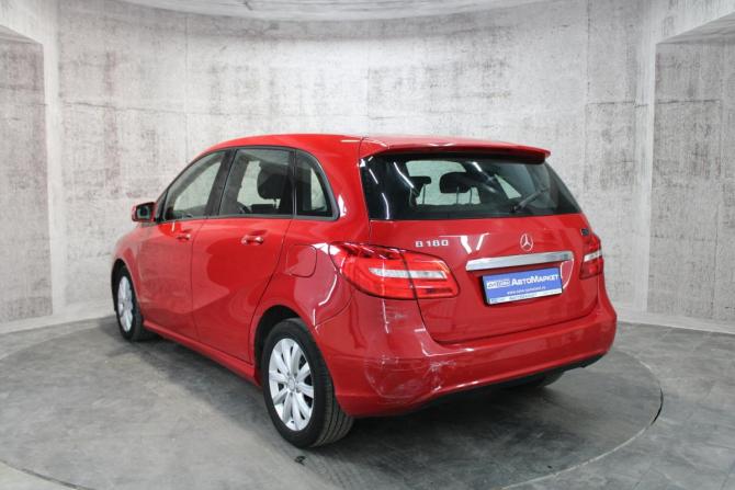 Mercedes-Benz B-Класс II (W246) с пробегом 2013 года, цена 1 065 000 рублей, 187737 км, хэтчбек, Автокод Объявления