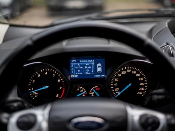 Ford Kuga II с пробегом 2015 года, цена 940 000 рублей, 285851 км, внедорожник, Автокод Объявления