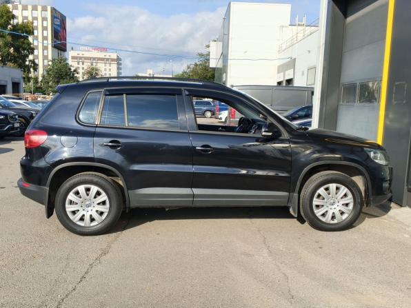 Volkswagen Tiguan I Рестайлинг с пробегом 2011 года, цена 971 000 рублей, 196841 км, внедорожник, Автокод Объявления