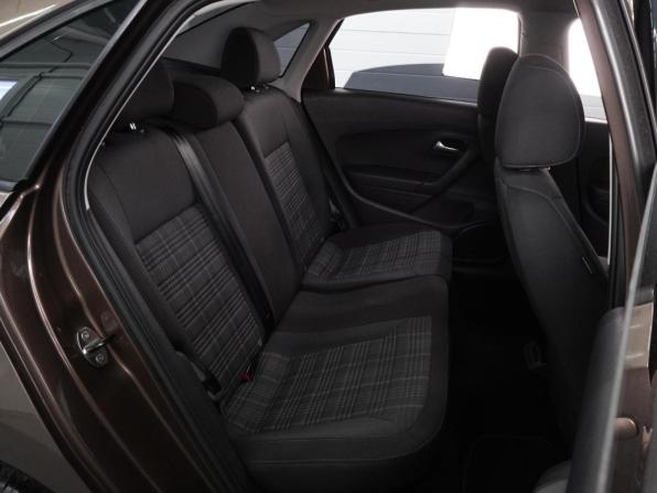 Volkswagen Polo V Рестайлинг с пробегом 2016 года, цена 1 359 000 рублей, 144694 км, седан, Автокод Объявления