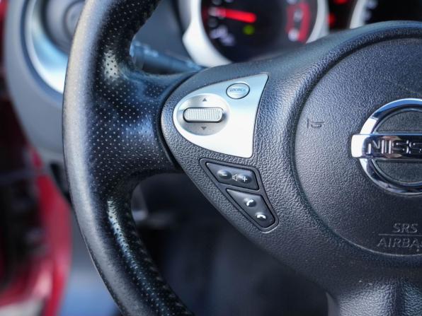 Nissan Juke I с пробегом 2012 года, цена 1 000 000 рублей, 135470 км, внедорожник, Автокод Объявления