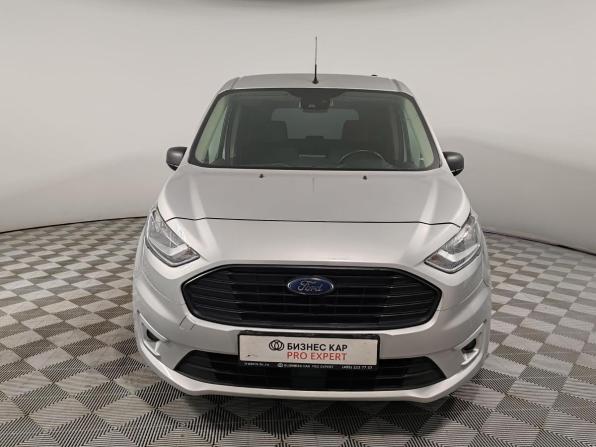 Ford Tourneo Connect II Рестайлинг с пробегом 2019 года, цена 1 699 000 рублей, 113266 км, компактвэн, Автокод Объявления