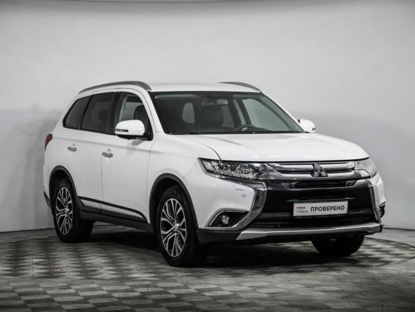 Mitsubishi Outlander III Рестайлинг 3 с пробегом 2018 года, цена 2 164 000 рублей, 127564 км, внедорожник, Автокод Объявления