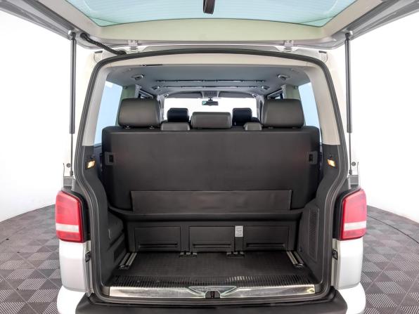 Volkswagen Multivan T5 Рестайлинг с пробегом 2010 года, цена 1 920 000 рублей, 104862 км, минивэн, Автокод Объявления