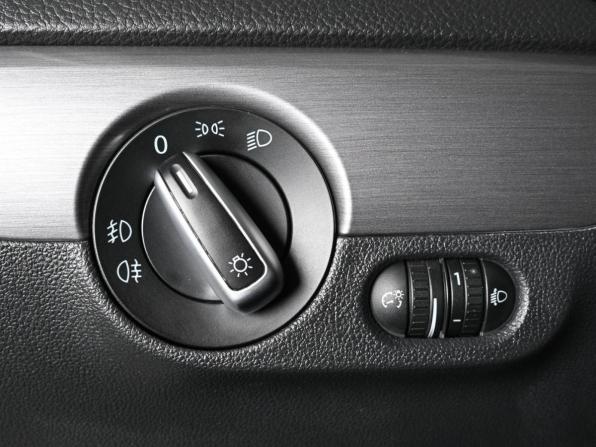 Volkswagen Jetta VI с пробегом 2012 года, цена 1 260 000 рублей, 132491 км, седан, Автокод Объявления