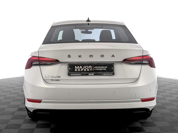 Skoda Octavia IV (A8) с пробегом 2021 года, цена 1 400 000 рублей, 351430 км, лифтбек, Автокод Объявления