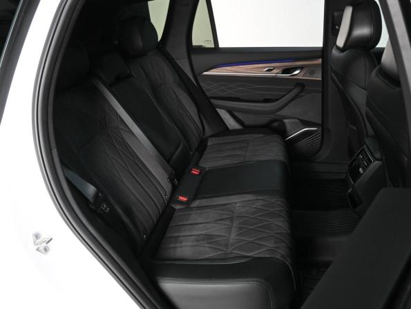 Geely Monjaro I Рестайлинг 2 с пробегом 2025 года, цена 4 199 000 рублей, 15037 км, внедорожник, Автокод Объявления