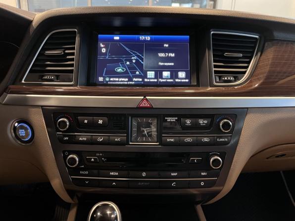Hyundai Genesis II с пробегом 2014 года, цена 2 275 000 рублей, 106367 км, седан, Автокод Объявления