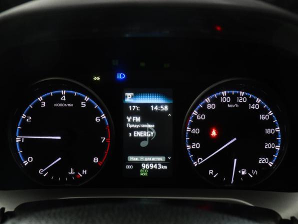Toyota RAV4 IV (XA40) Рестайлинг с пробегом 2017 года, цена 2 350 000 рублей, 96942 км, внедорожник, Автокод Объявления
