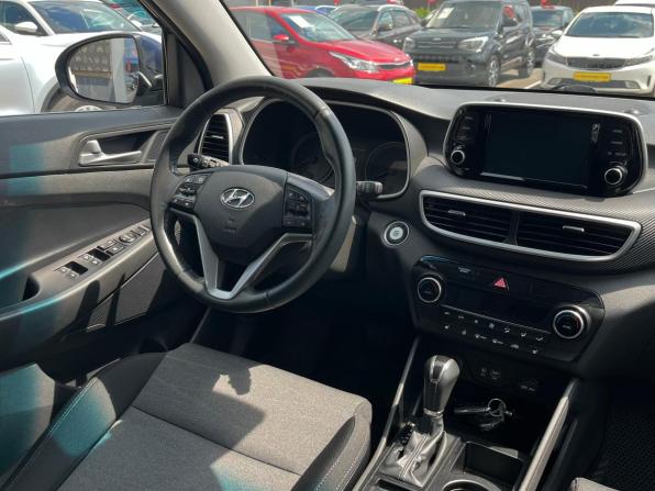 Hyundai Tucson III Рестайлинг с пробегом 2019 года, цена 2 300 000 рублей, 97000 км, внедорожник, Автокод Объявления