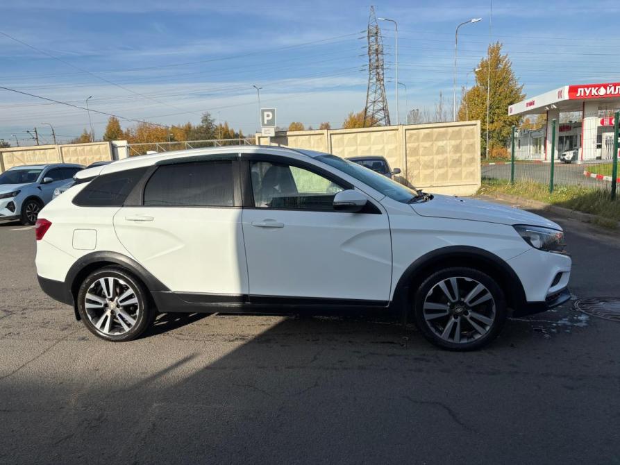 Lada (ВАЗ) Vesta I Санкт-Петербург  - изображение 4
