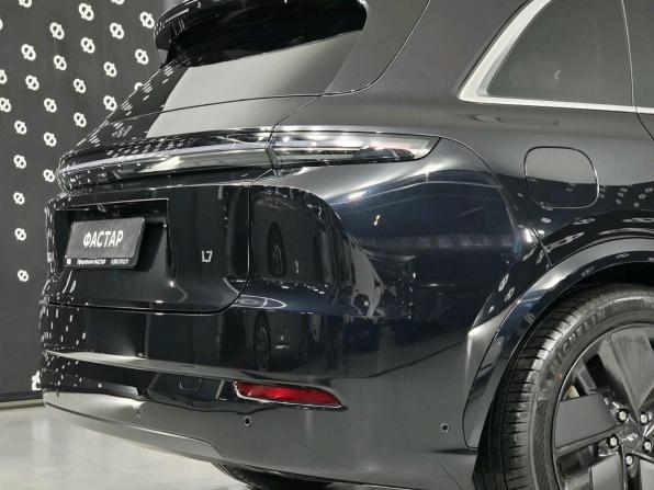 Li Auto (Lixiang) L7 I Рестайлинг с пробегом 2025 года, цена 8 200 000 рублей, 43 км, внедорожник, Автокод Объявления