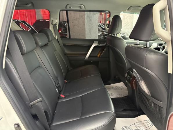 Toyota Land Cruiser Prado 150 Series Рестайлинг 2 с пробегом 2017 года, цена 4 700 000 рублей, 77426 км, внедорожник, Автокод Объявления