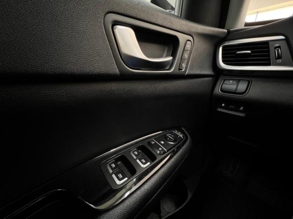 Kia Optima IV Рестайлинг с пробегом 2019 года, цена 2 109 000 рублей, 119139 км, седан, Автокод Объявления