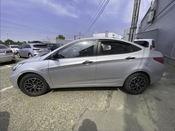 Hyundai Solaris I с пробегом 2011 года, цена 670 000 рублей, 212046 км, седан, Автокод Объявления