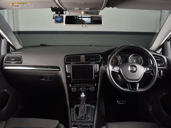 Volkswagen Golf VII с пробегом 2016 года, цена 1 344 999 рублей, 148717 км, универсал, Автокод Объявления