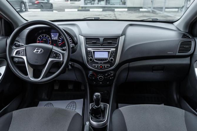 Hyundai Solaris I с пробегом 2011 года, цена 673 000 рублей, 115892 км, хэтчбек, Автокод Объявления