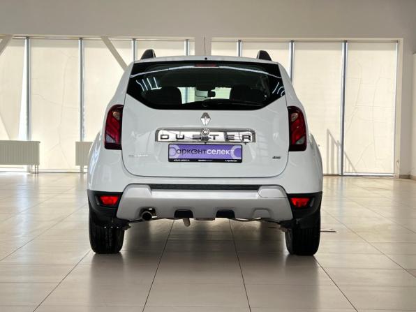 Renault Duster I Рестайлинг с пробегом 2017 года, цена 1 390 000 рублей, 129015 км, внедорожник, Автокод Объявления
