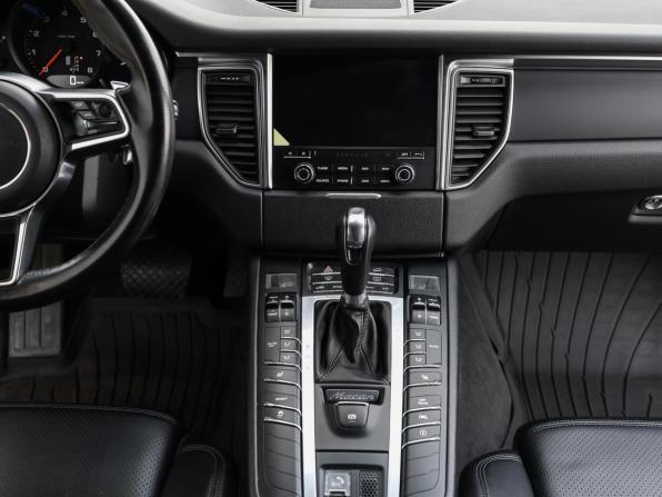 Porsche Macan I с пробегом 2018 года, цена 3 798 000 рублей, 95002 км, внедорожник, Автокод Объявления