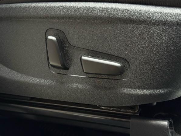 Hyundai Santa Fe IV Рестайлинг с пробегом 2021 года, цена 3 449 000 рублей, 40709 км, внедорожник, Автокод Объявления