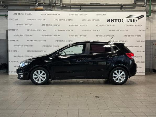 Kia Rio III Рестайлинг с пробегом 2015 года, цена 1 099 000 рублей, 99000 км, хэтчбек, Автокод Объявления