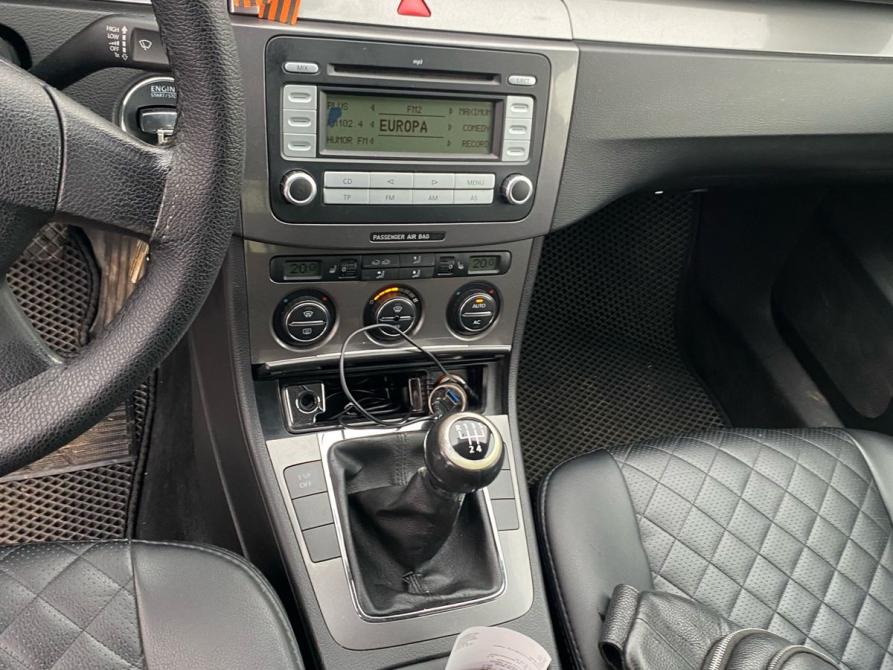 Volkswagen Passat B6 Санкт-Петербург  - изображение 6