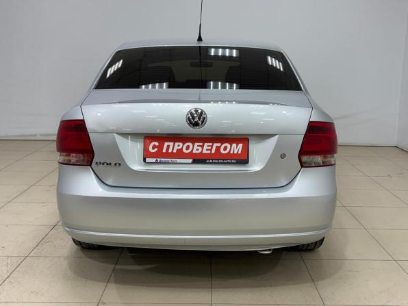 Volkswagen Polo V с пробегом 2015 года, цена 725 000 рублей, 209340 км, седан, Автокод Объявления
