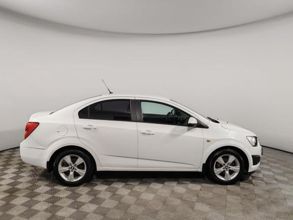 Chevrolet Aveo II с пробегом 2015 года, цена 599 000 рублей, 178001 км, седан, Автокод Объявления