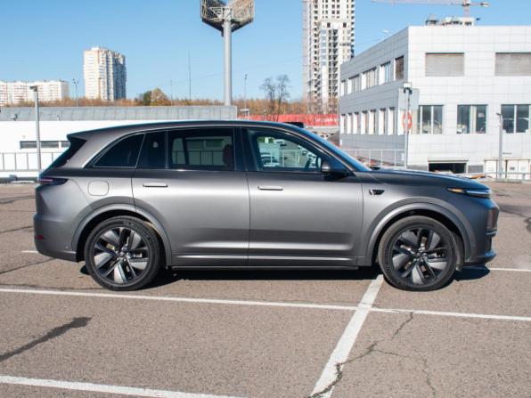 Li Auto (Lixiang) L7 I Рестайлинг с пробегом 2024 года, цена 7 549 000 рублей, 27000 км, внедорожник, Автокод Объявления
