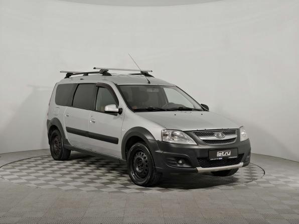 Lada (ВАЗ) Largus I с пробегом 2017 года, цена 555 000 рублей, 315757 км, универсал, Автокод Объявления