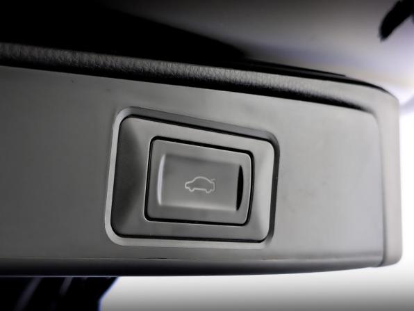 Toyota RAV4 V (XA50) с пробегом 2025 года, цена 4 100 000 рублей, 29896 км, внедорожник, Автокод Объявления